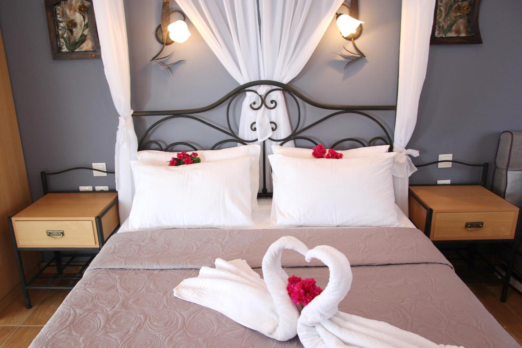 Coralli Rooms Elafonissos Esterno foto